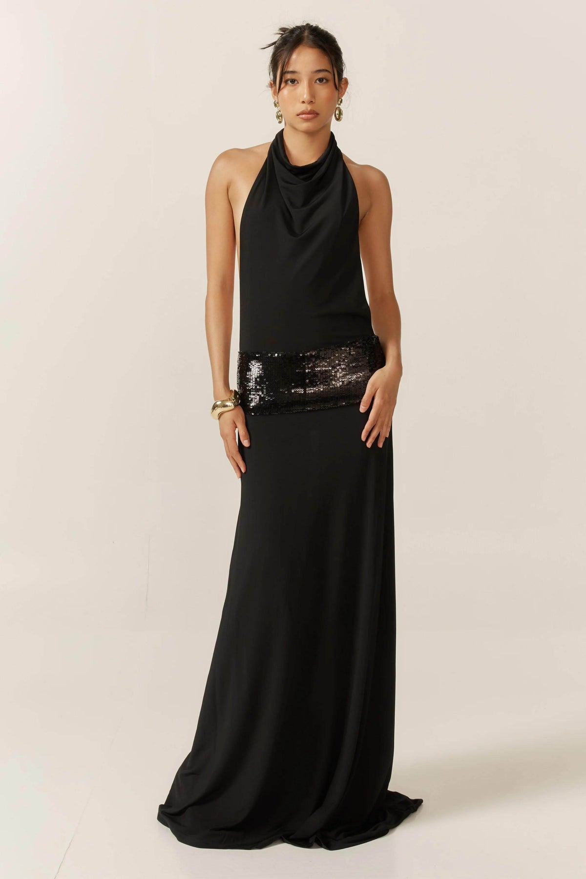 Vestido Preto Adele Halter